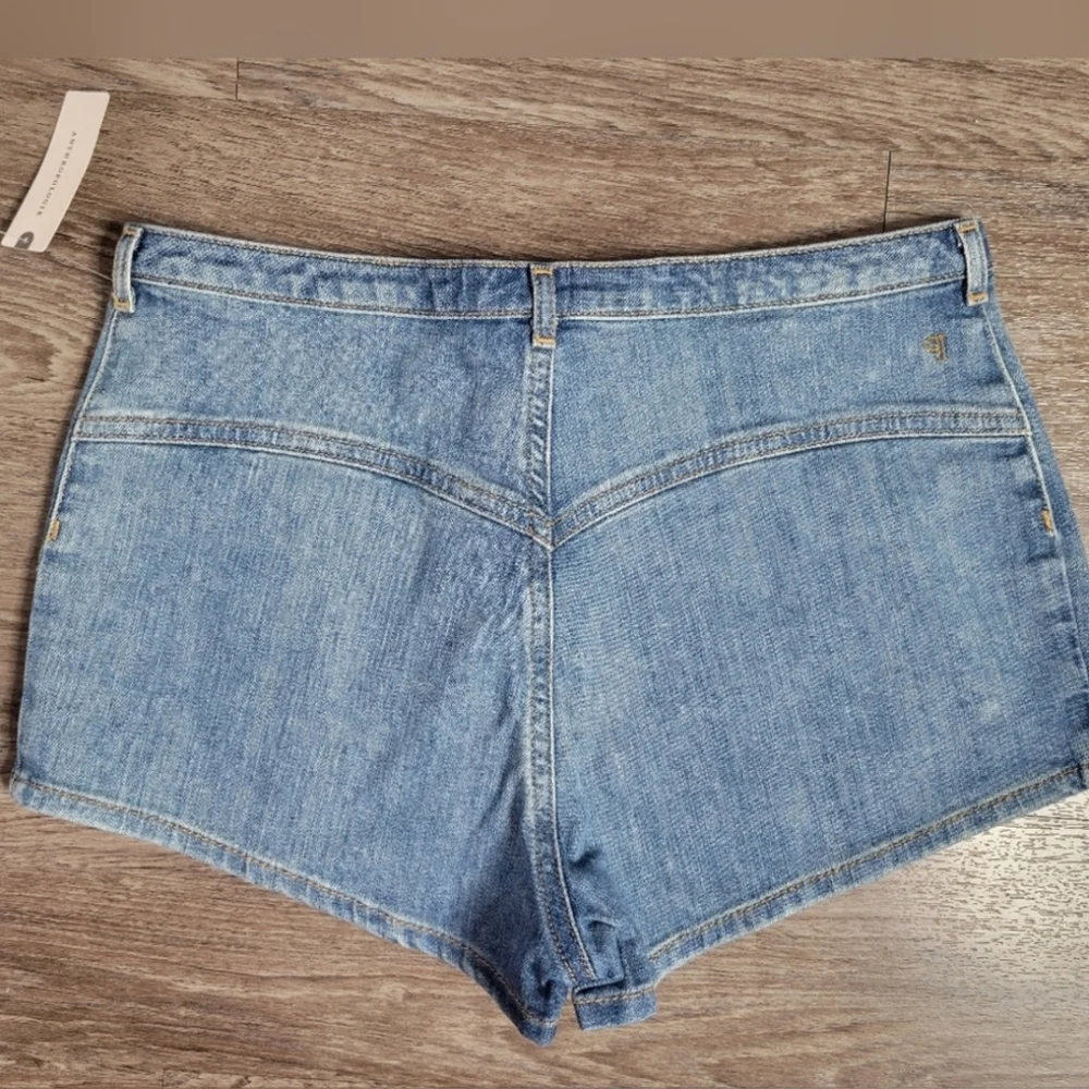 NWT Anthropologie Pilcro Low Rise Denim Micro Jean Shorts Cheeky Hot Pants 29